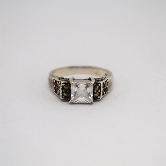 Sterling Silver Ring Cubic Zirconia Square Solitaire Marcasite 925 Size 5.5 - Picture 1 of 6